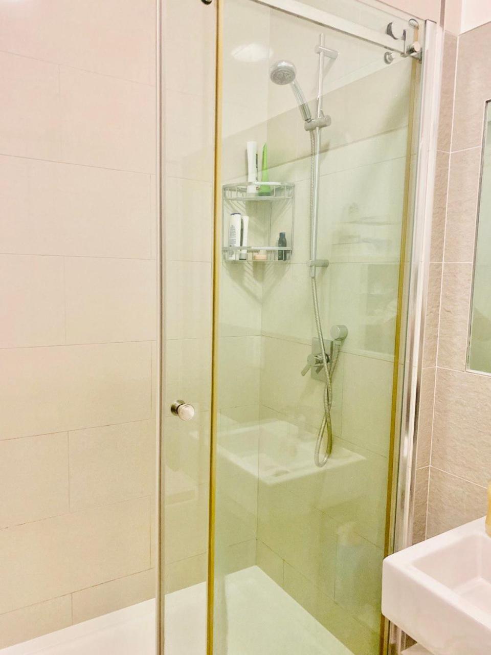 Chic Studio In Leicester Sqaure! 런던 외부 사진